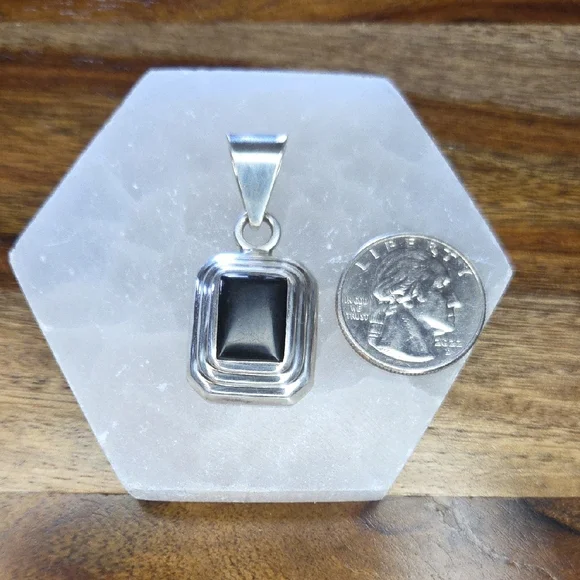 Silpada Sterling Silver Black Onyx Rectangle Pendant S0113 - Picture 2 of 6